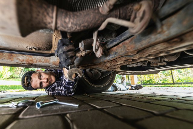 Auto Unterboden rostig