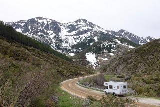 Camper in den Bergen